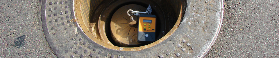 Manhole Odor Eliminator - With H2S Meters Installed